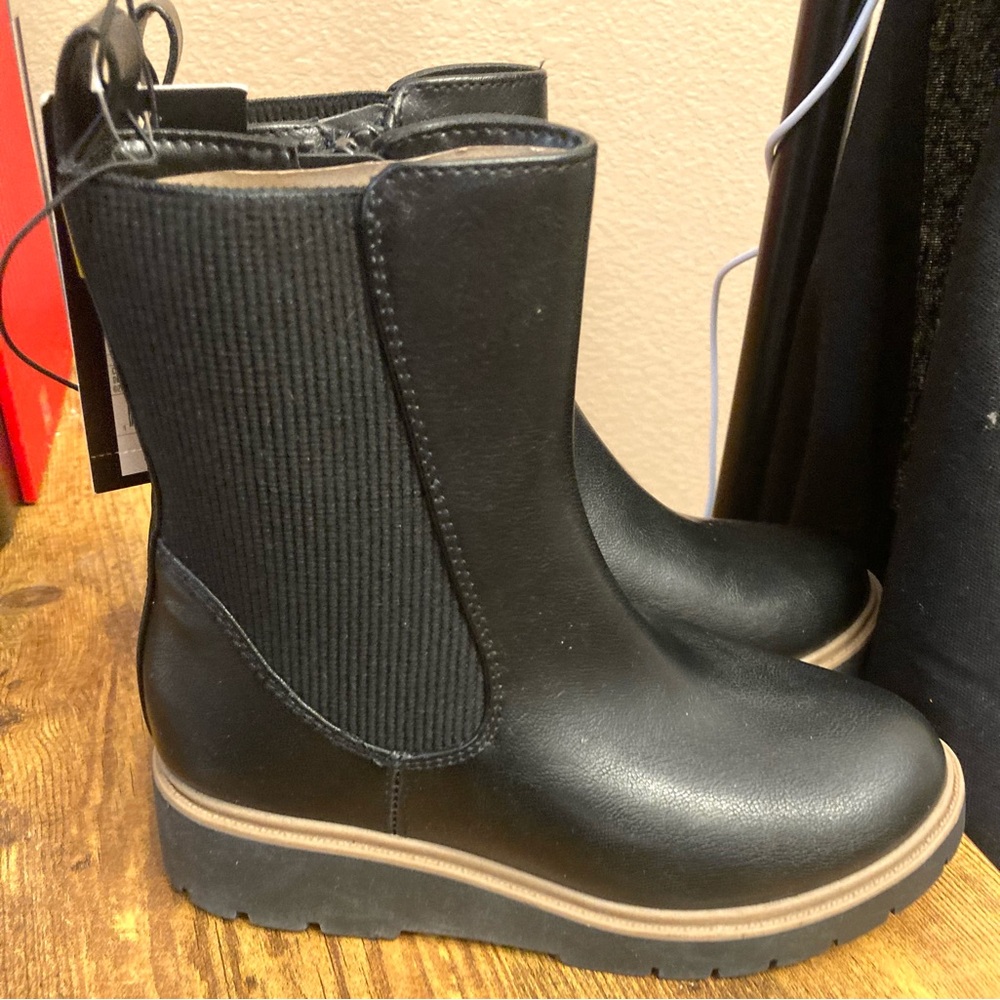 Art Class Kids' Laurel Chelsea Boots Black Size 13 new - Picture 5 of 8
